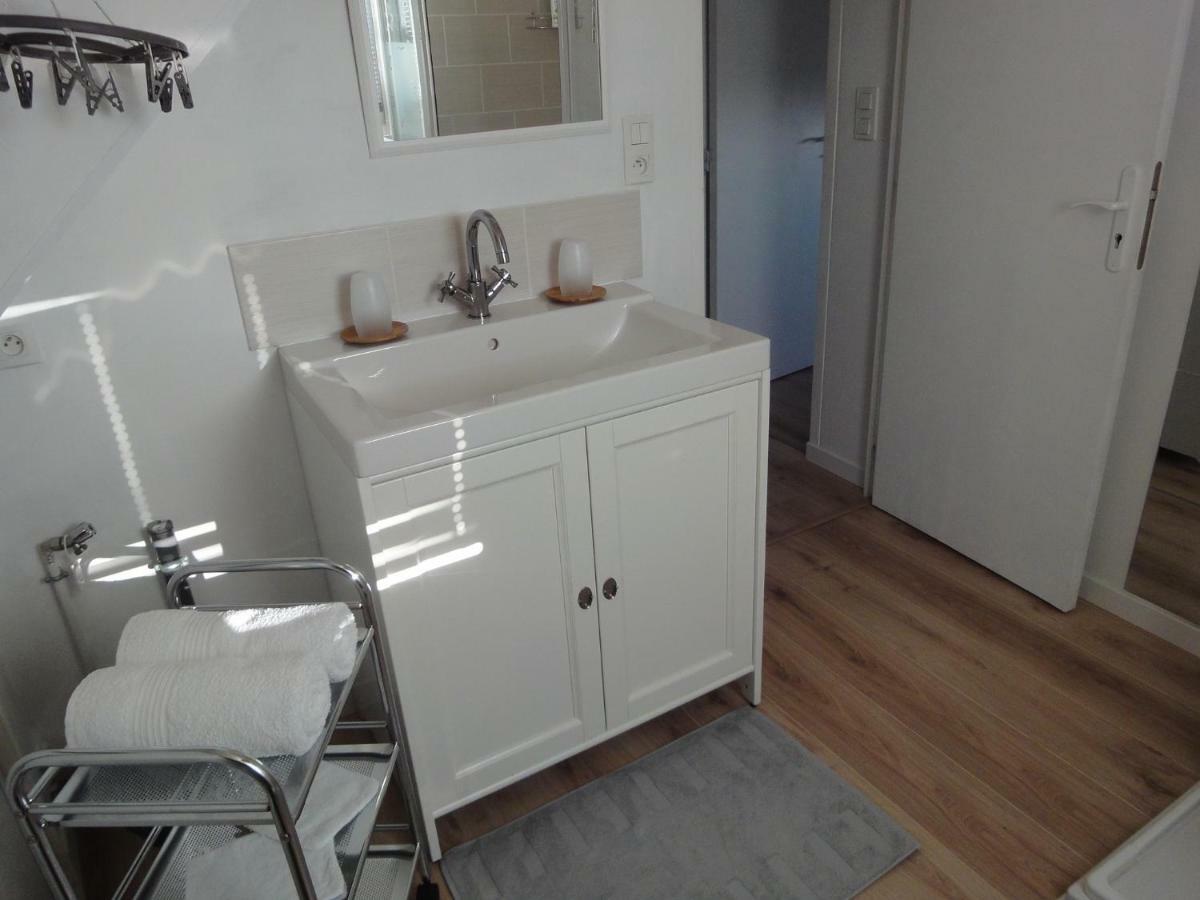 Apartamento La Gilleterie Loireauxence Exterior foto